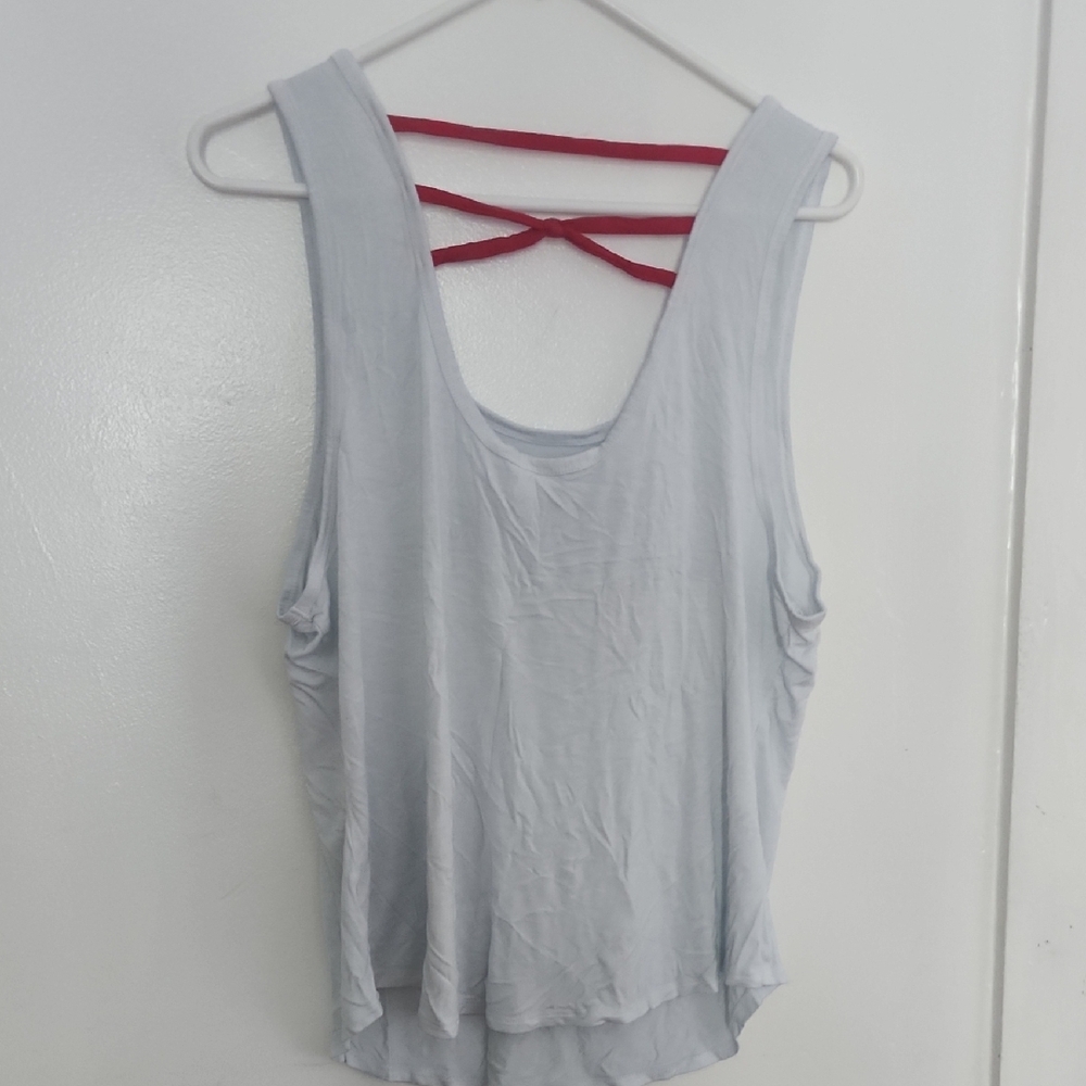 No Boundaries White Cut Out Tank Top - Picture 4 of 5